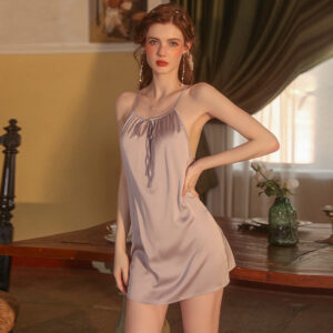 Camisón Sexy de Satén con Espalda Descubierta – Camila 2263