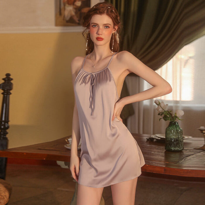 Camisón Sexy de Satén con Espalda Descubierta – Camila 2263