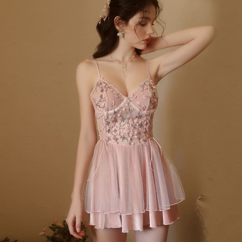 Conjunto Camisolín y Bata de Terciopelo Rose Velvet con Encaje Bordado C5240 - Image 3