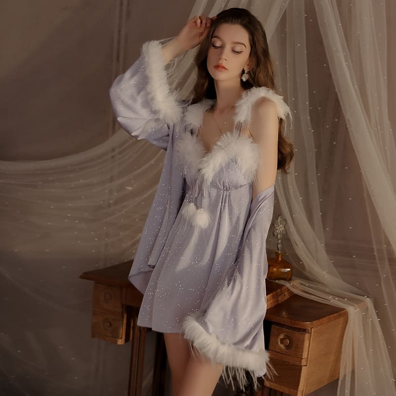 Conjunto Espléndido Camisolín y Bata Aurora Dream Brillos y Plumas 4419